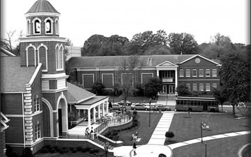 What Are the Advantages of Attending Community College?