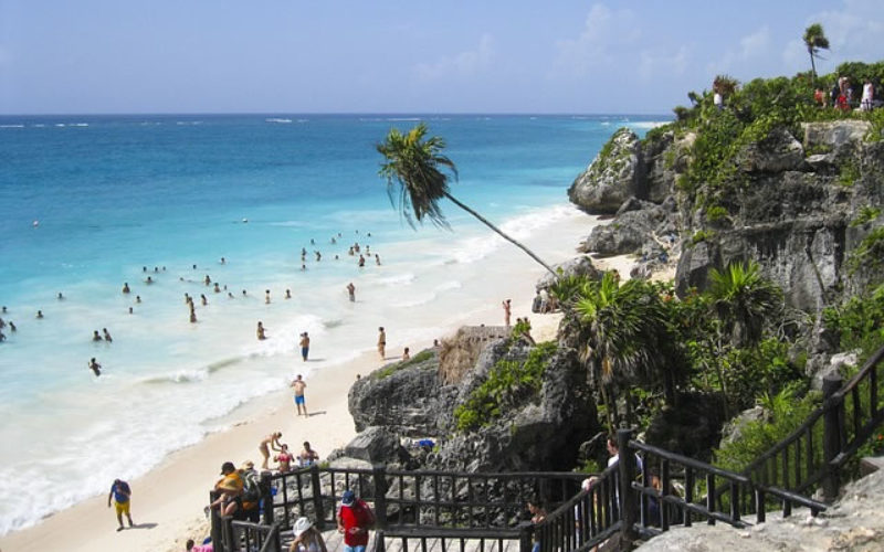 Why You Should Visit the Cave of Crystals in Mexico for Your Winter Break!