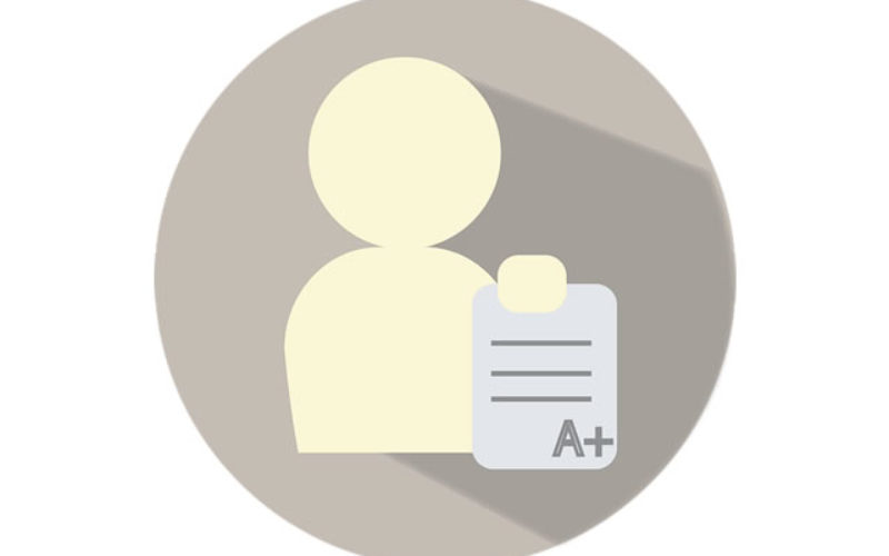 Top 4 Tips to Improve Your Grades (and Happiness) in College