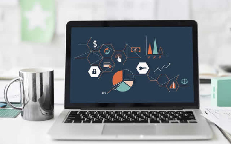 Buying a Laptop for College? Don’t Forget These 7 Features