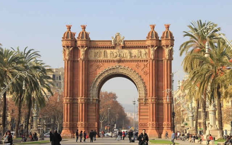 How to Fund Your Education in Spain