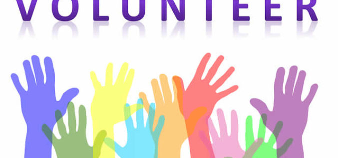 7 Simple Ways College Students Can Give Back