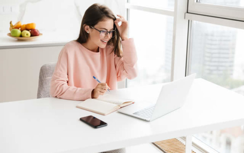 Eight University Tips for Students Who Need to Develop Better Study Habits