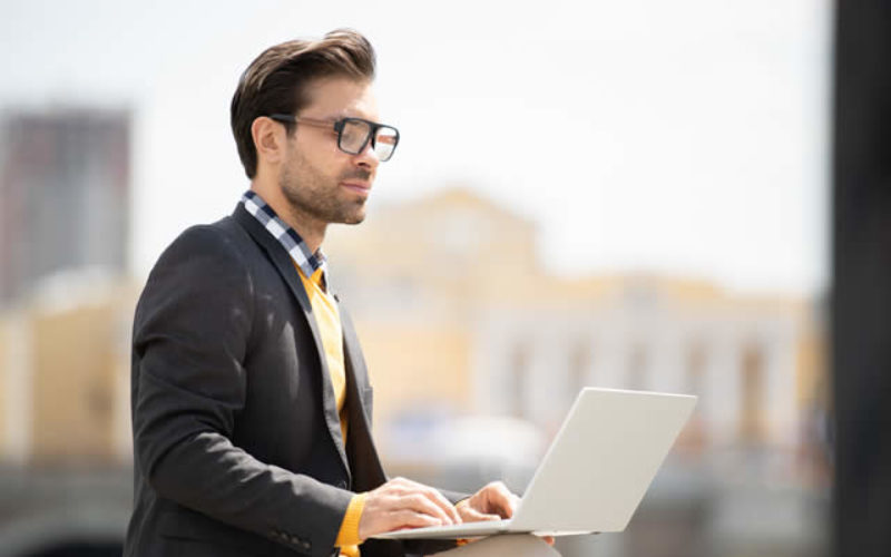 The Benefits of a Freelancing Career After College