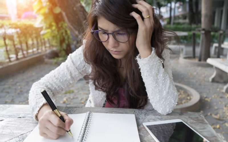 5 Lessons From an Admissions Counselor for Young Students