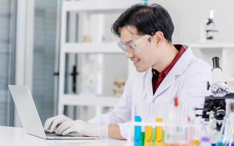 How Can a Degree Take Your Healthcare Career to the Next Level?