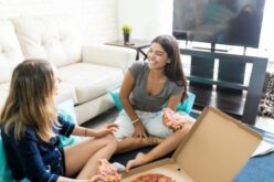 How To Know If a Roommate Is Right for You