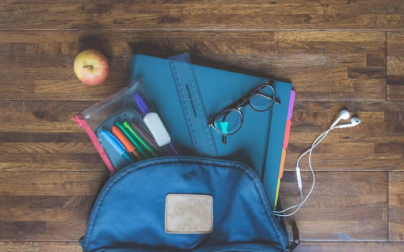 8 Best Everyday Carry for Students on the Go