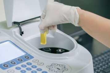 3 Essential Optical Instruments for College Labs