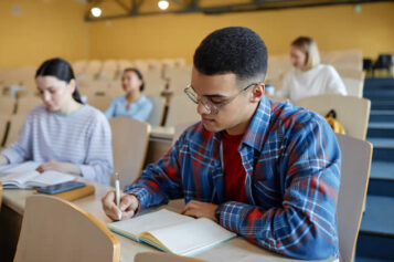 Find Your Dream Major: Step by Step Guide for College Success