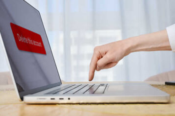 Social Media in College: Building a Positive Online Presence and Managing Digital Footprint
