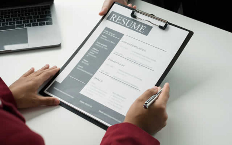 8 Tips to Make Your CV Stand Out
