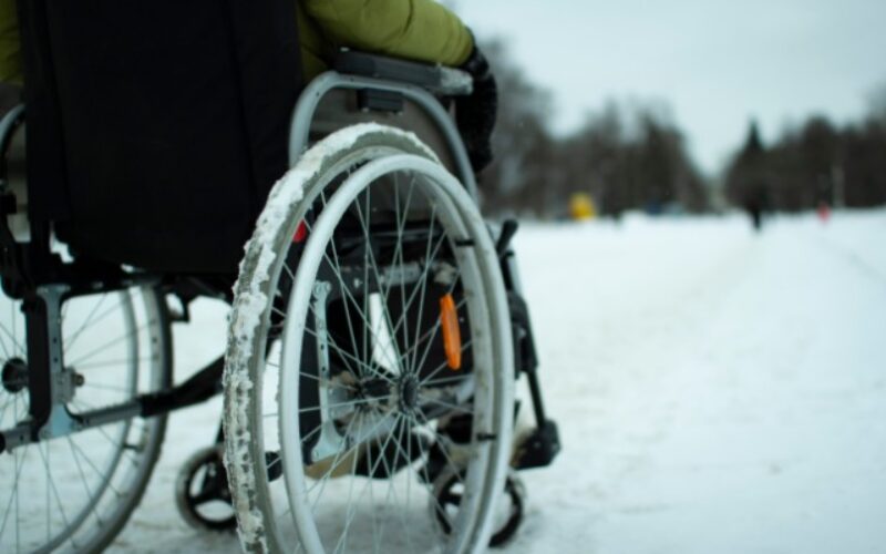 5 Winter Weather Safety Tips for Wheelchair Users