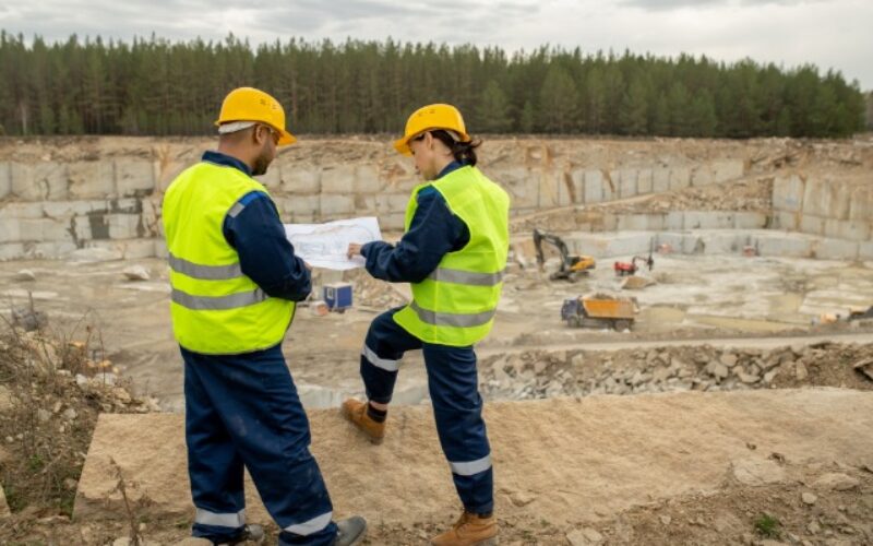 5 Different Jobs You Can Do on a Mining Jobsite