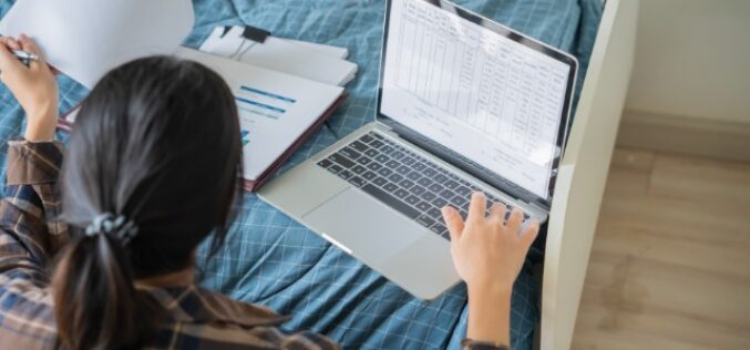 How To Calm a Busy Mind Before Exams or Big Deadlines