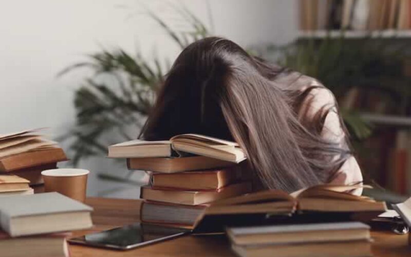 6 Silent Signs of Mental Health Struggles in College Students
