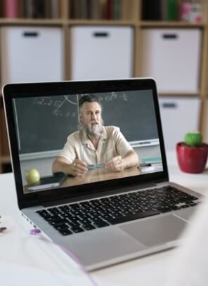 Overcoming Online Learning Challenges Before You Enroll