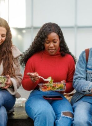 Benefits of Having a Pop-up Kitchen on a College Campus