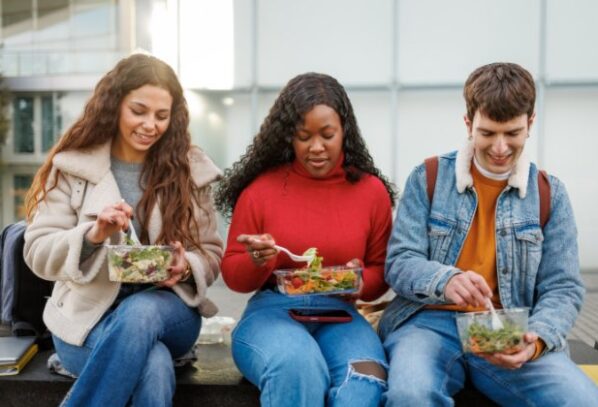Benefits of Having a Pop-up Kitchen on a College Campus