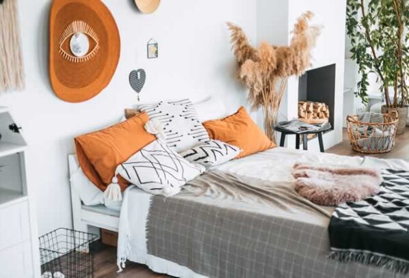 Maximize Your Dorm Room Budget: Essential Items You Can’t Live Without