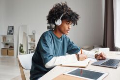 Essential Technology and Cables Every College Student Needs