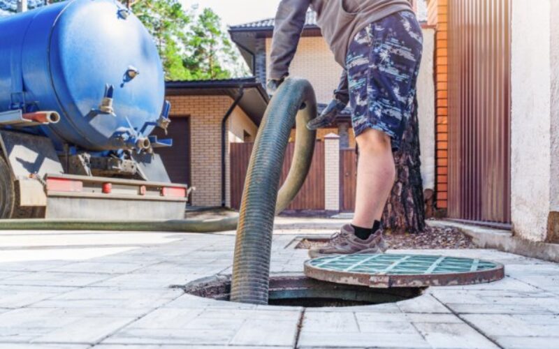 What You Need To Start a Sewer Cleaning Business