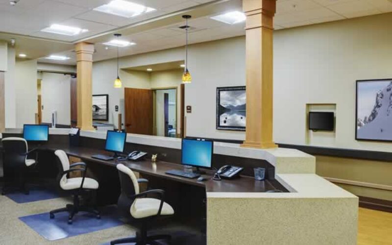When Help Is Available But Students Don’t Use It